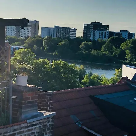 Apartment Hd-appartment Mit Neckar- Und Schlossblick